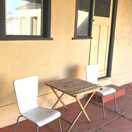 Modern Charming Miners' Cottage +Free Internet Broken Hill Esterno foto
